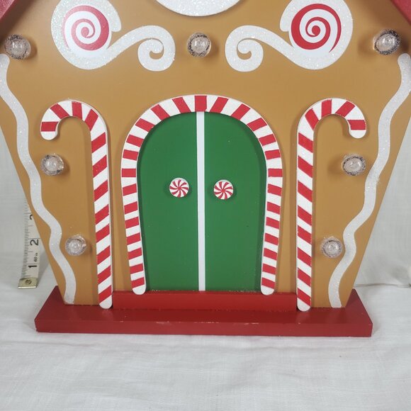 Hobby Lobby Light Up Stand Up Gingerbread House Christmas Decoration NWT - Picture 3 of 10